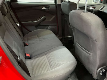 Used Ford Focus 2015 for sale - 78392575: Photo