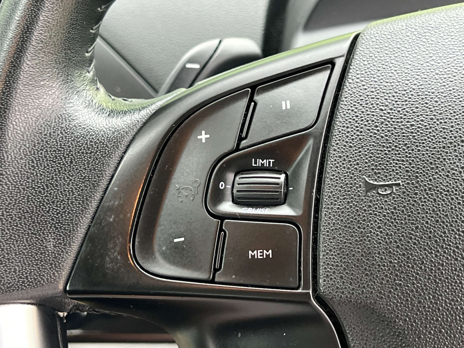 Used Citroen C4 Picasso 2014 for sale - 76345038: Photo 23