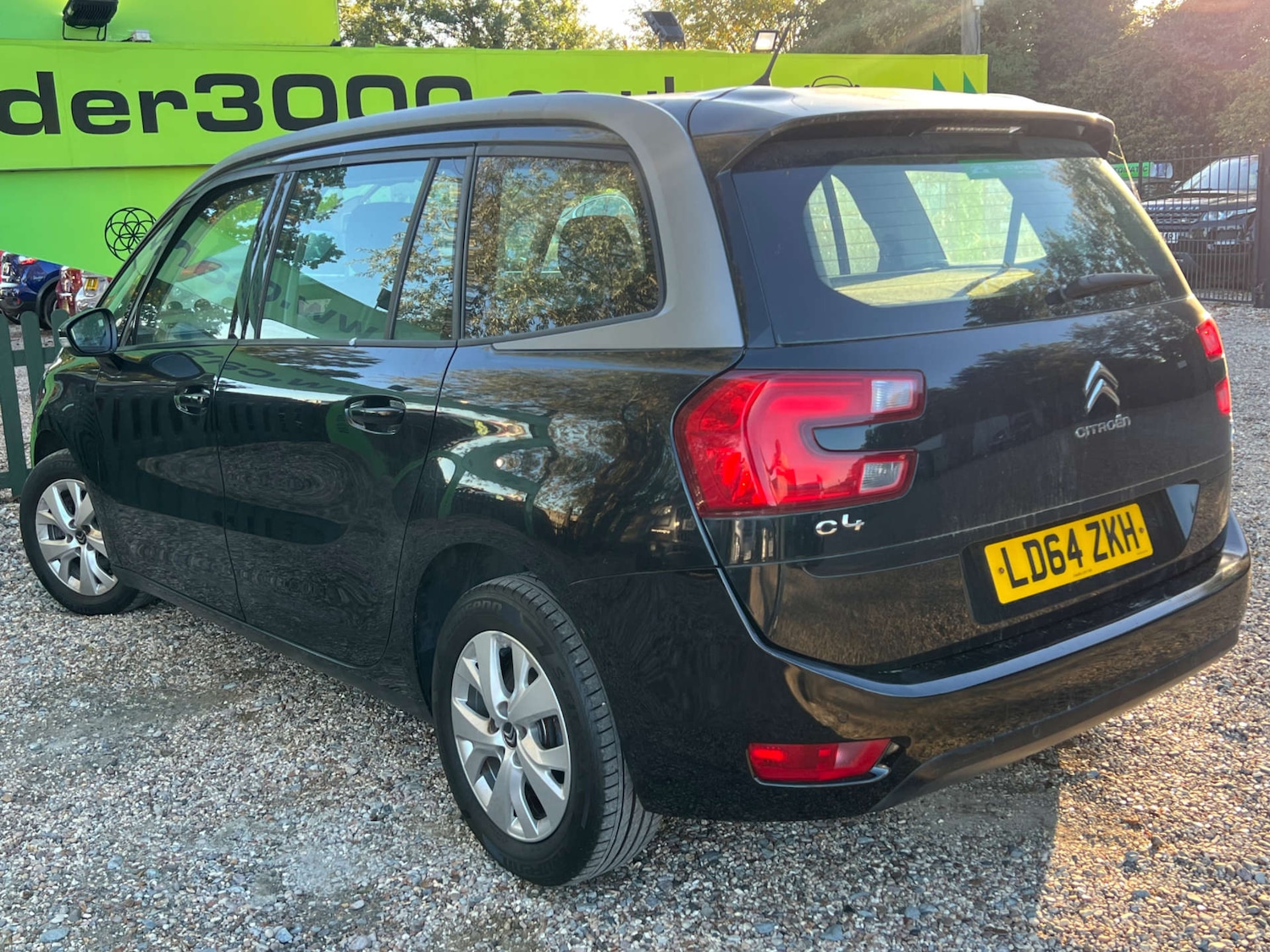 Used Citroen C4 Picasso 2014 for sale - 76345038: Photo 6