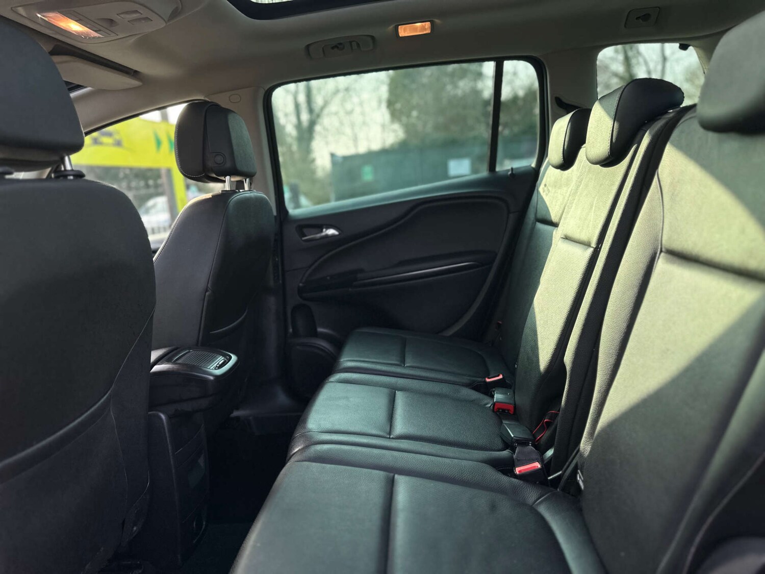 Used Vauxhall Zafira 2016 for sale - 78198754: Photo 18