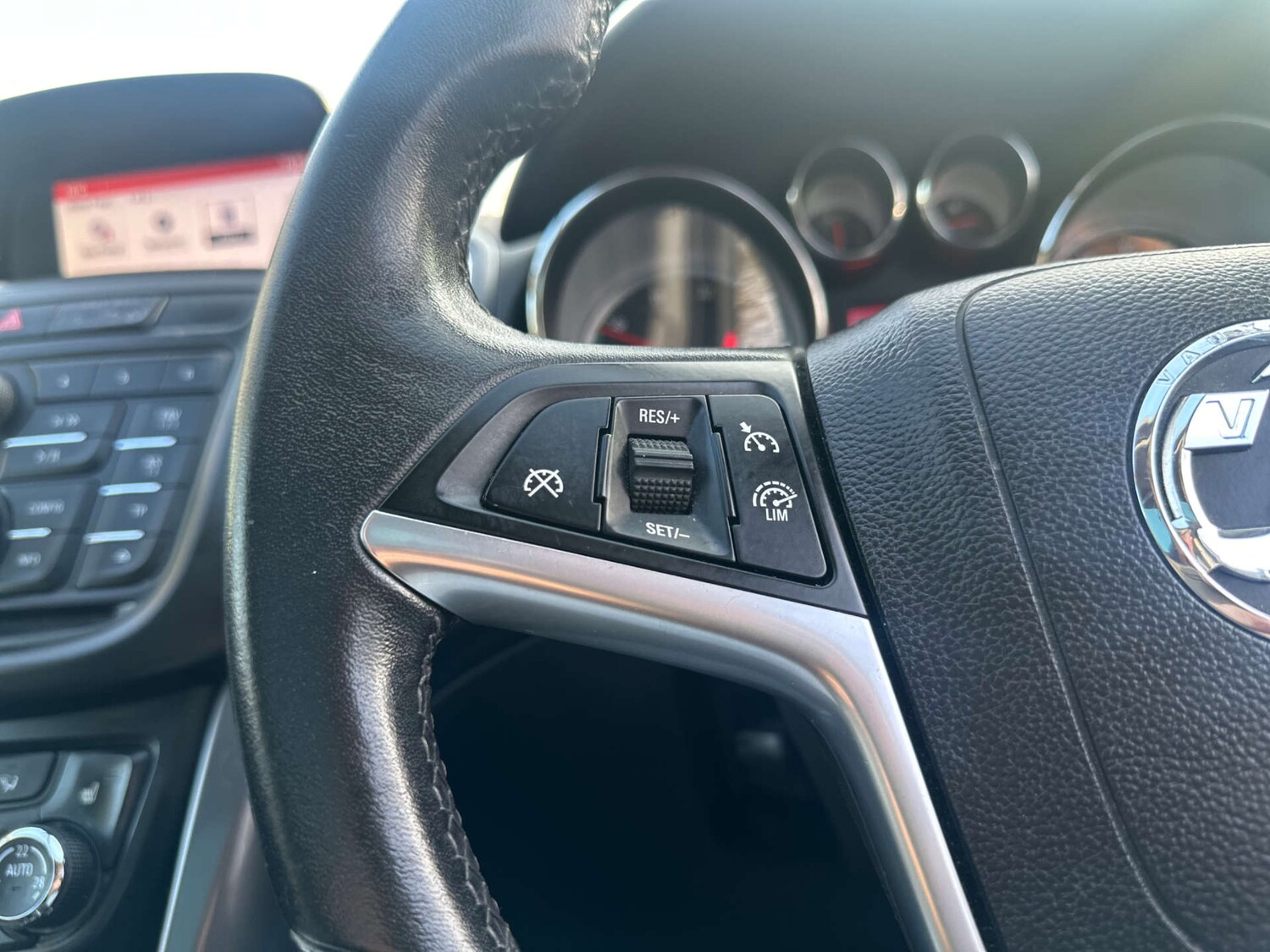 Used Vauxhall Zafira 2016 for sale - 78198754: Photo 25