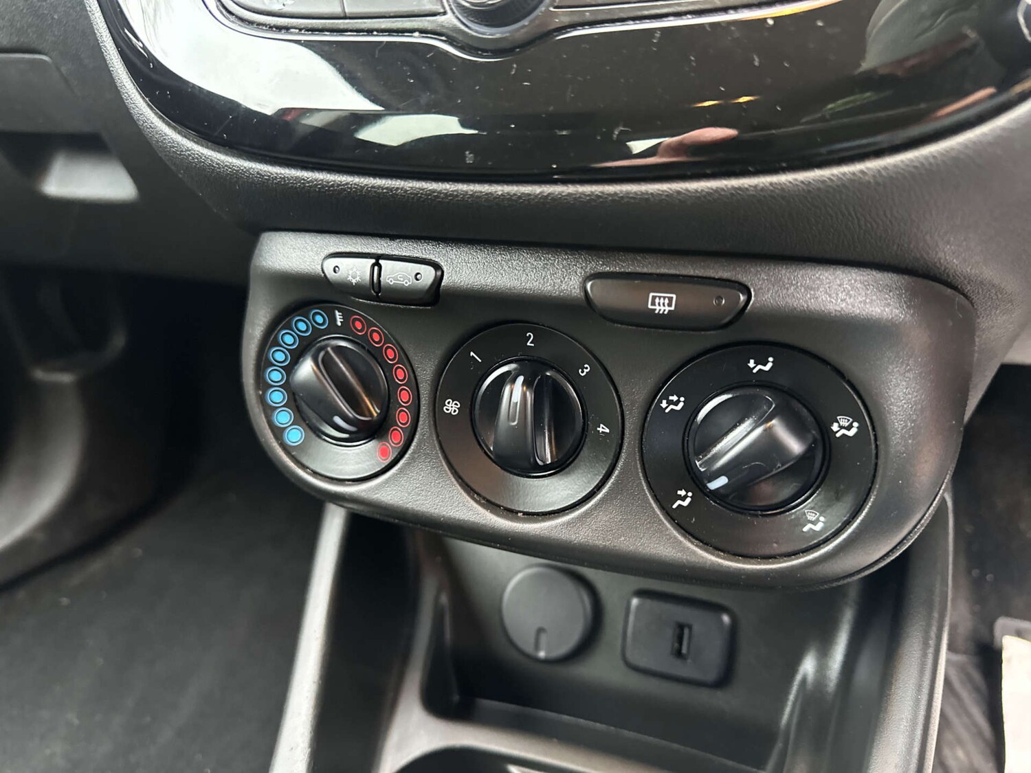 Used Vauxhall Corsa 2019 for sale - 77236252: Photo 28