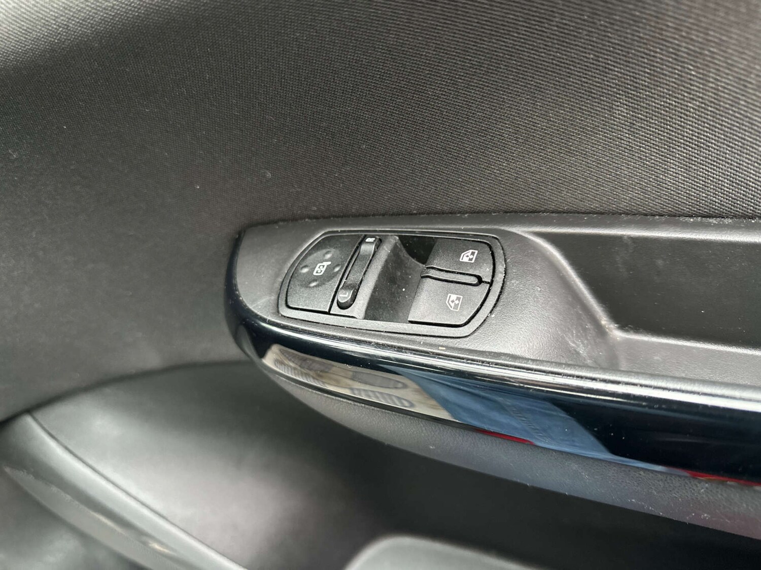 Used Vauxhall Corsa 2019 for sale - 77236252: Photo 32