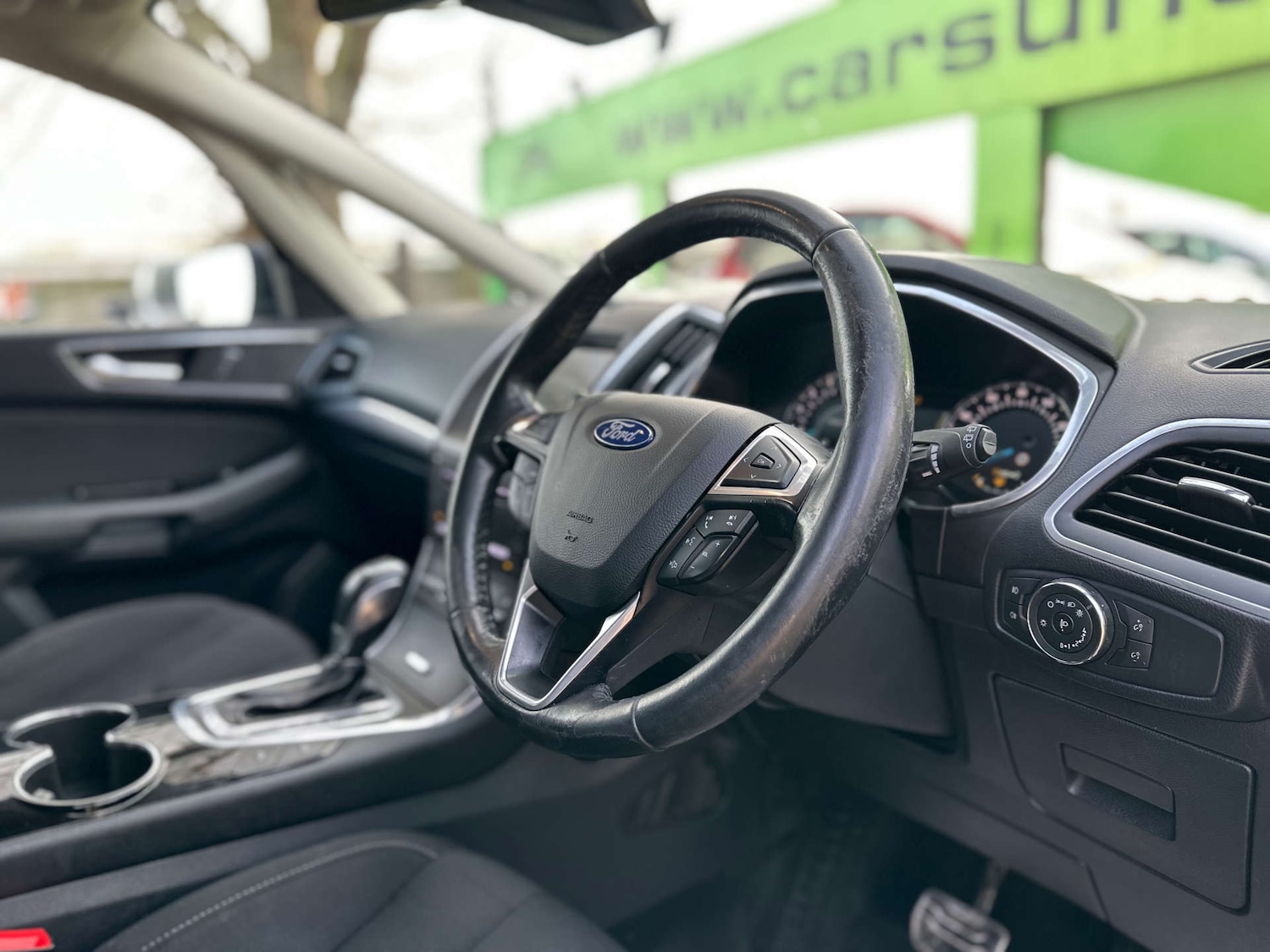 Used Ford S-Max 2016 for sale - 77621873: Photo 3