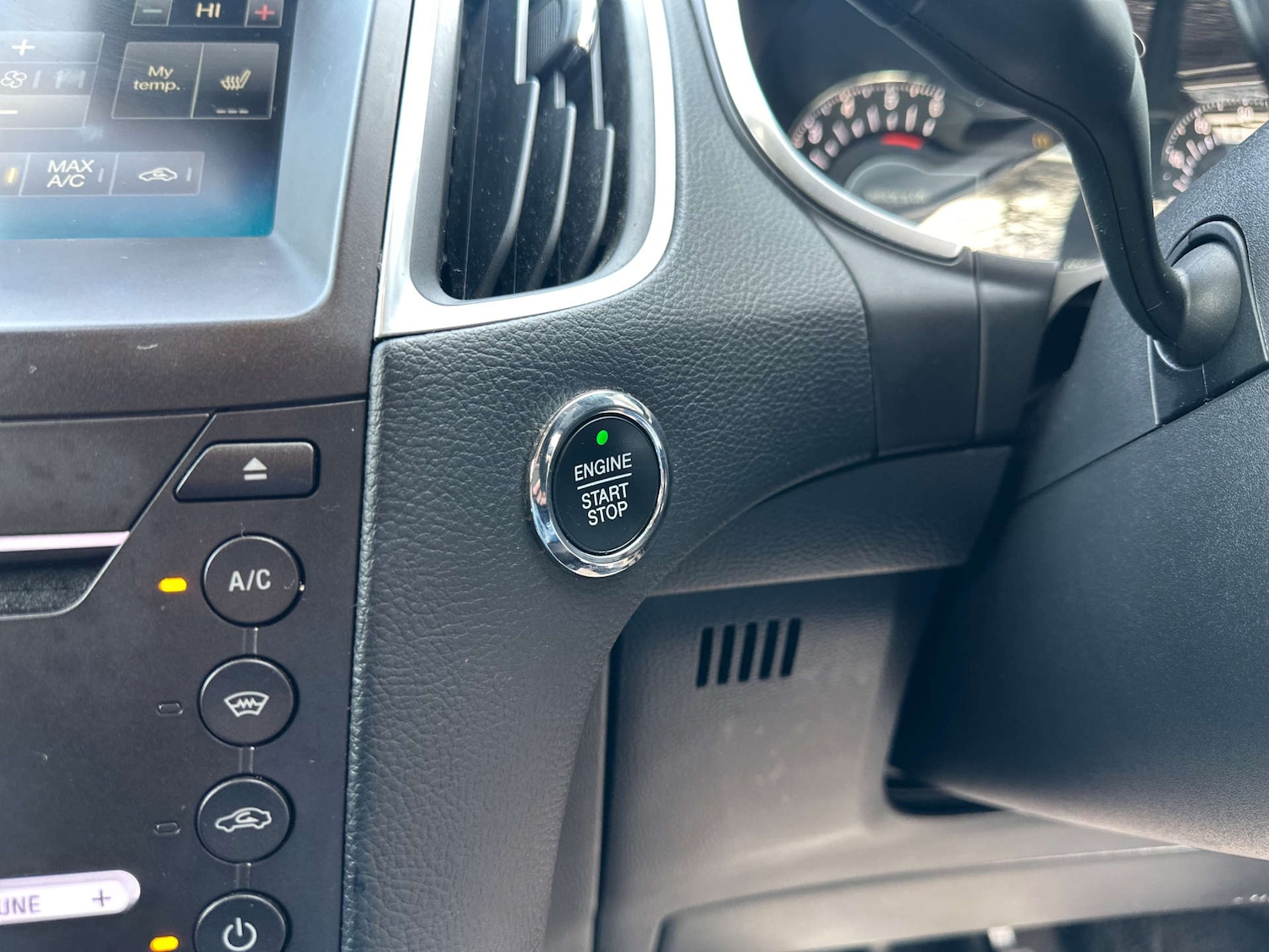 Used Ford S-Max 2016 for sale - 77621873: Photo 31