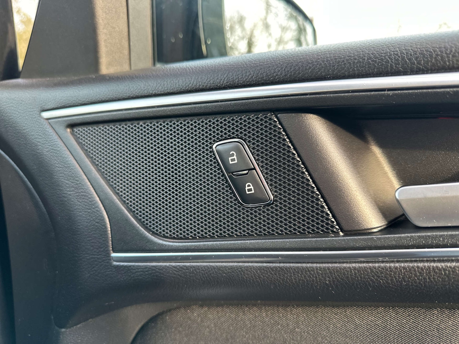 Used Ford S-Max 2016 for sale - 77621873: Photo 34