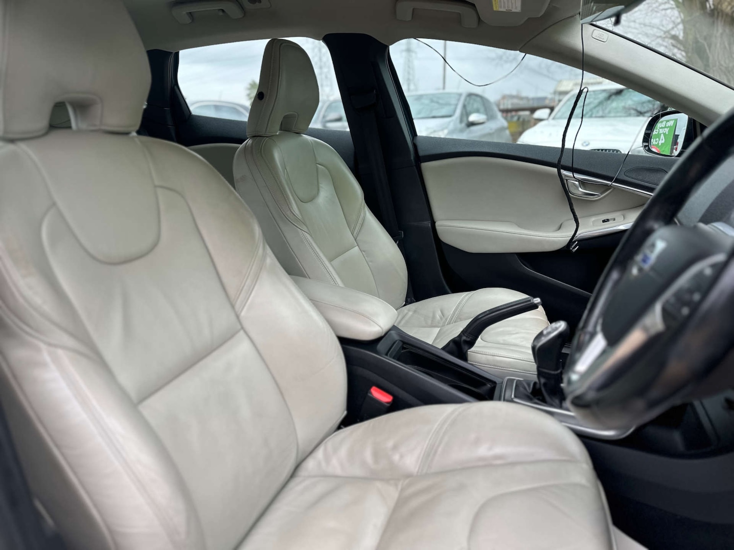 Used Volvo V40 2013 for sale - 77501214: Photo 11