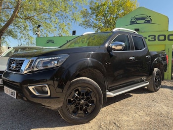 Used Nissan Navara 2017 for sale - 78371381: Photo