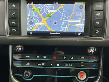 Used Jaguar XF 2018 for sale - 79778491: Photo