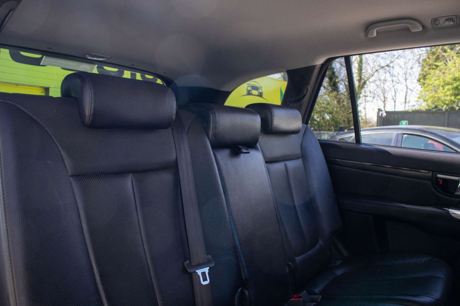 Used Hyundai Santa Fe 2012 for sale - 78210410: Photo 11