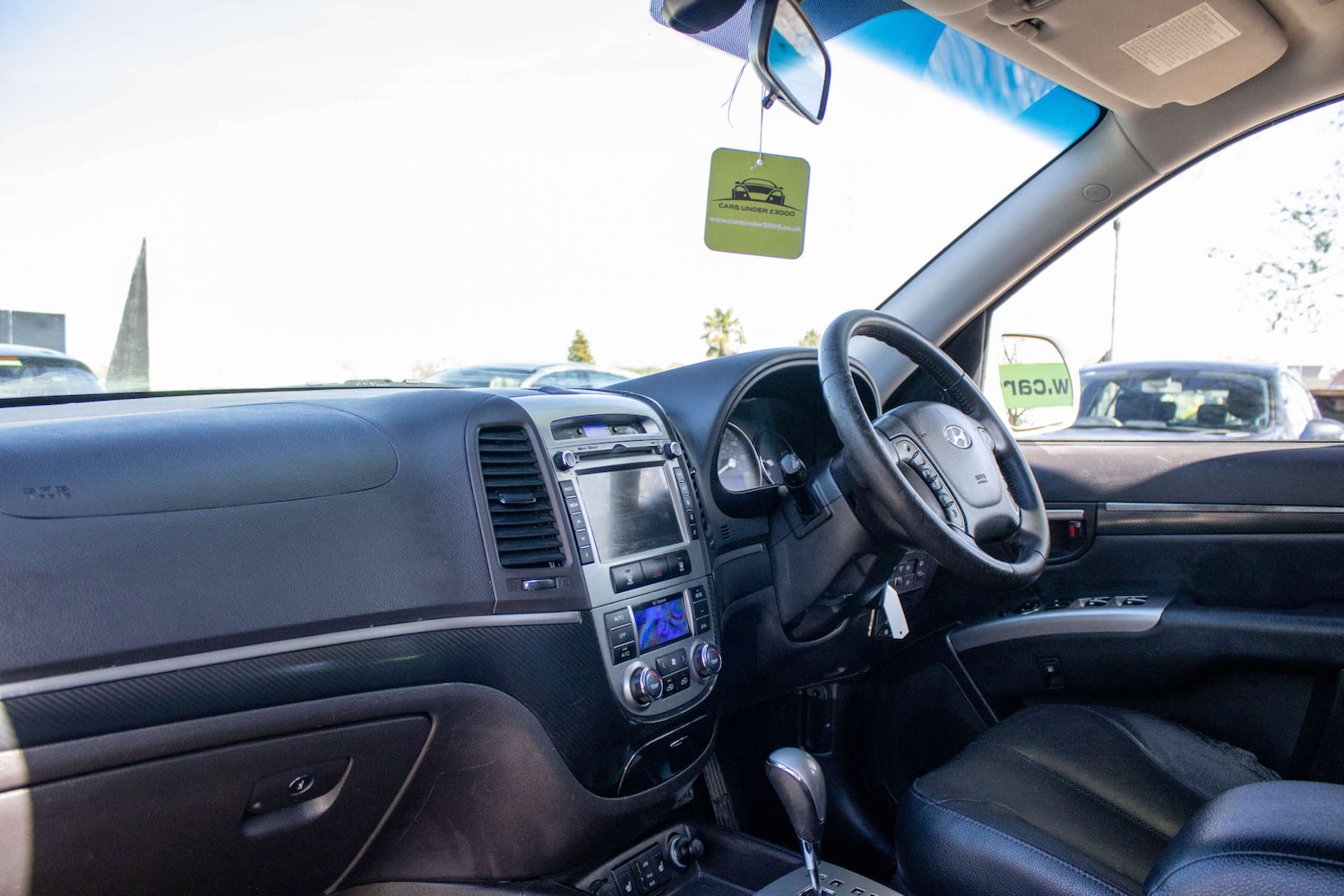 Used Hyundai Santa Fe 2012 for sale - 78210410: Photo 15