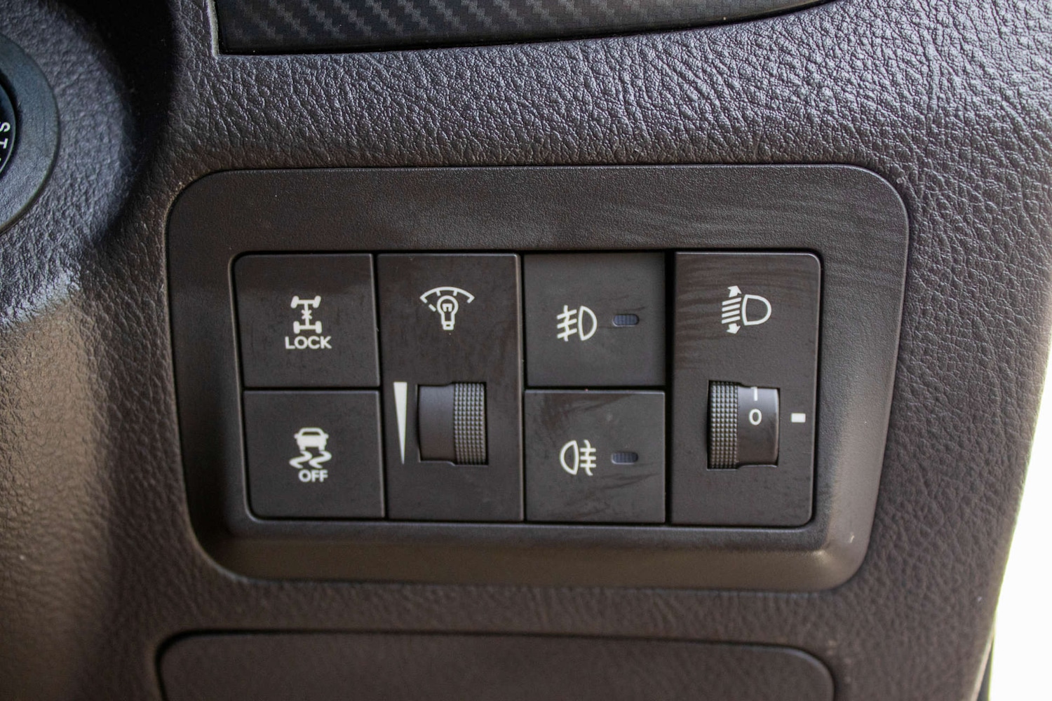 Used Hyundai Santa Fe 2012 for sale - 78210410: Photo 23