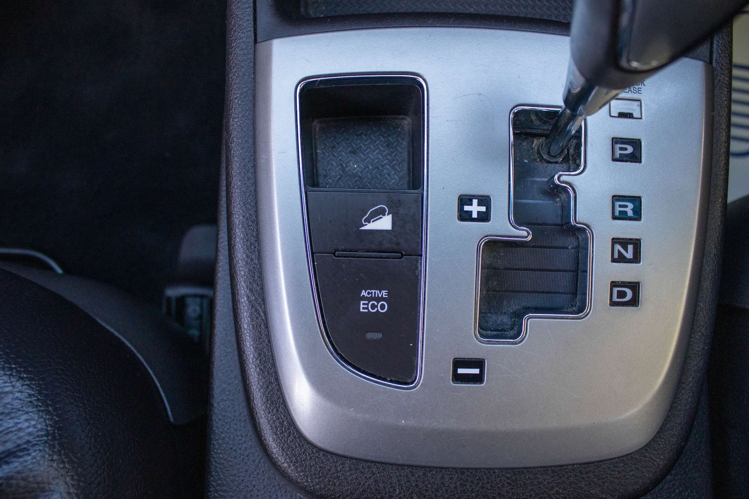 Used Hyundai Santa Fe 2012 for sale - 78210410: Photo 27