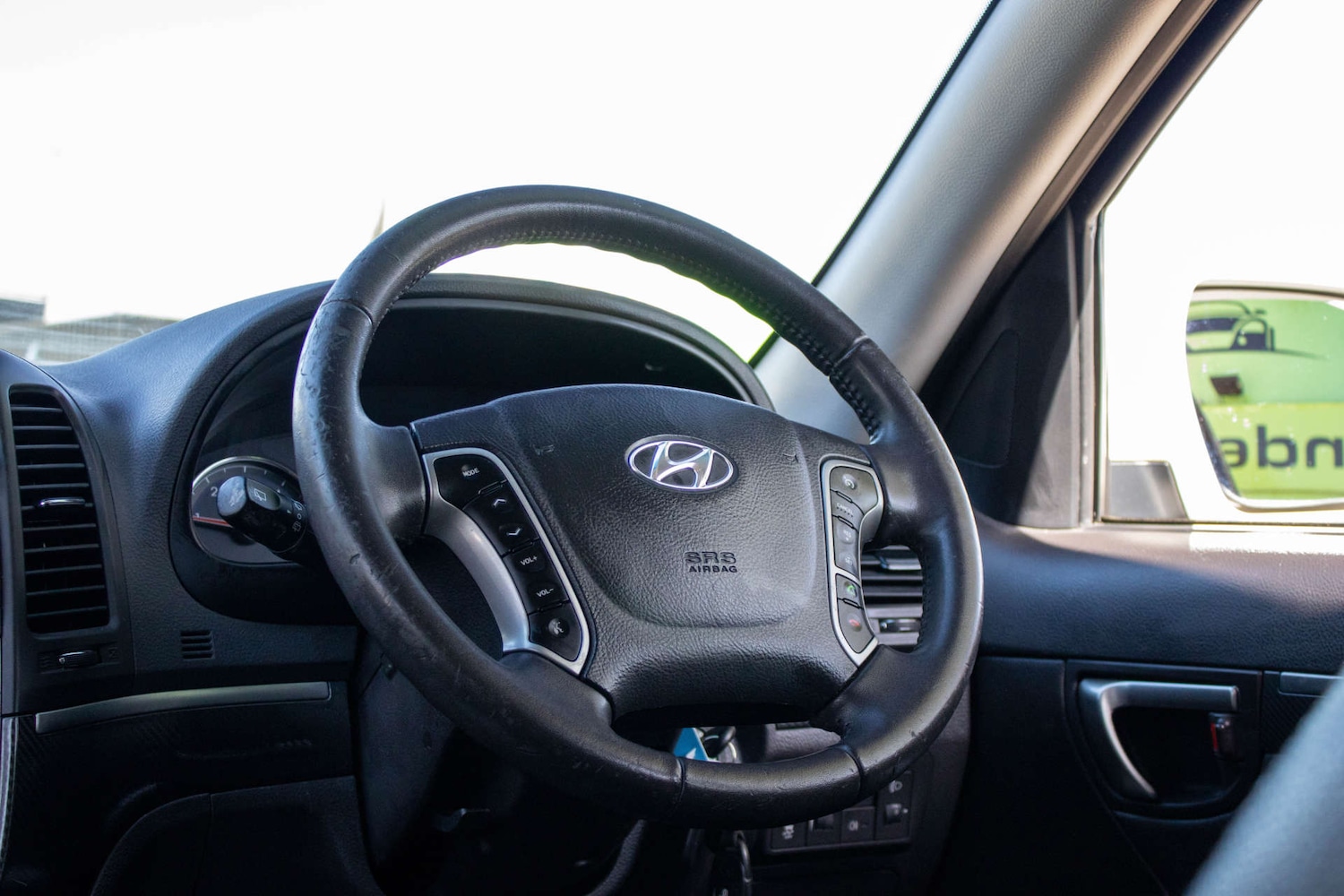 Used Hyundai Santa Fe 2012 for sale - 78210410: Photo 36