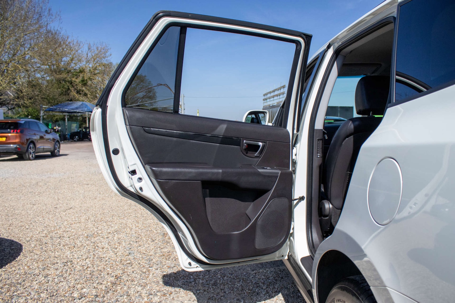 Used Hyundai Santa Fe 2012 for sale - 78210410: Photo 38