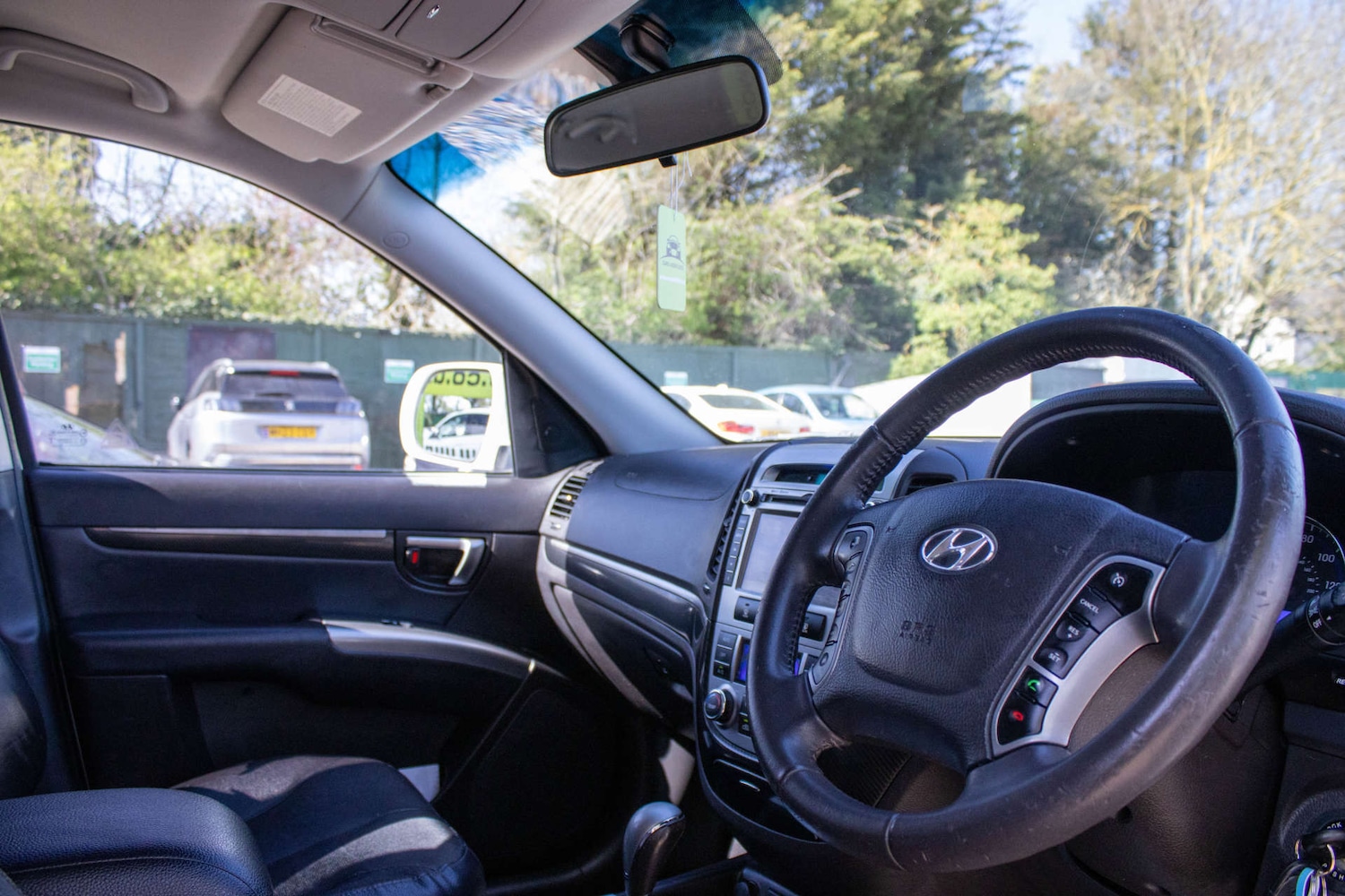 Used Hyundai Santa Fe 2012 for sale - 78210410: Photo 8