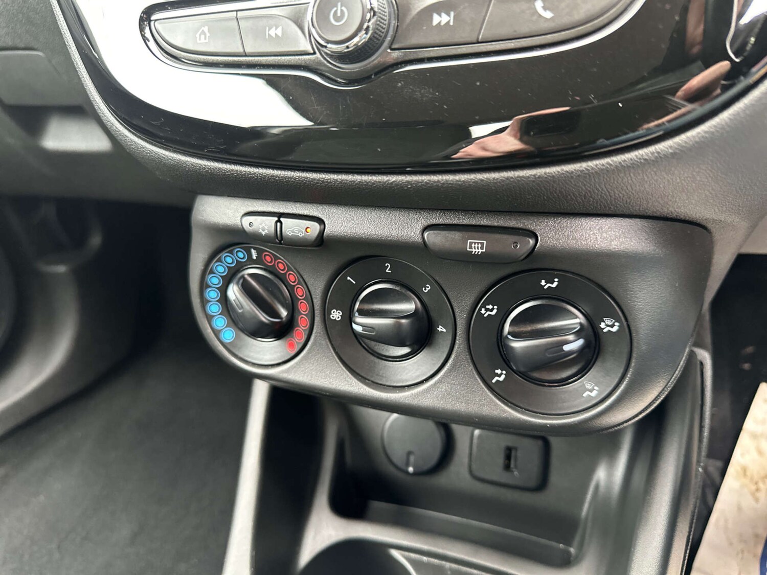 Used Vauxhall Corsa 2018 for sale - 77318487: Photo 26