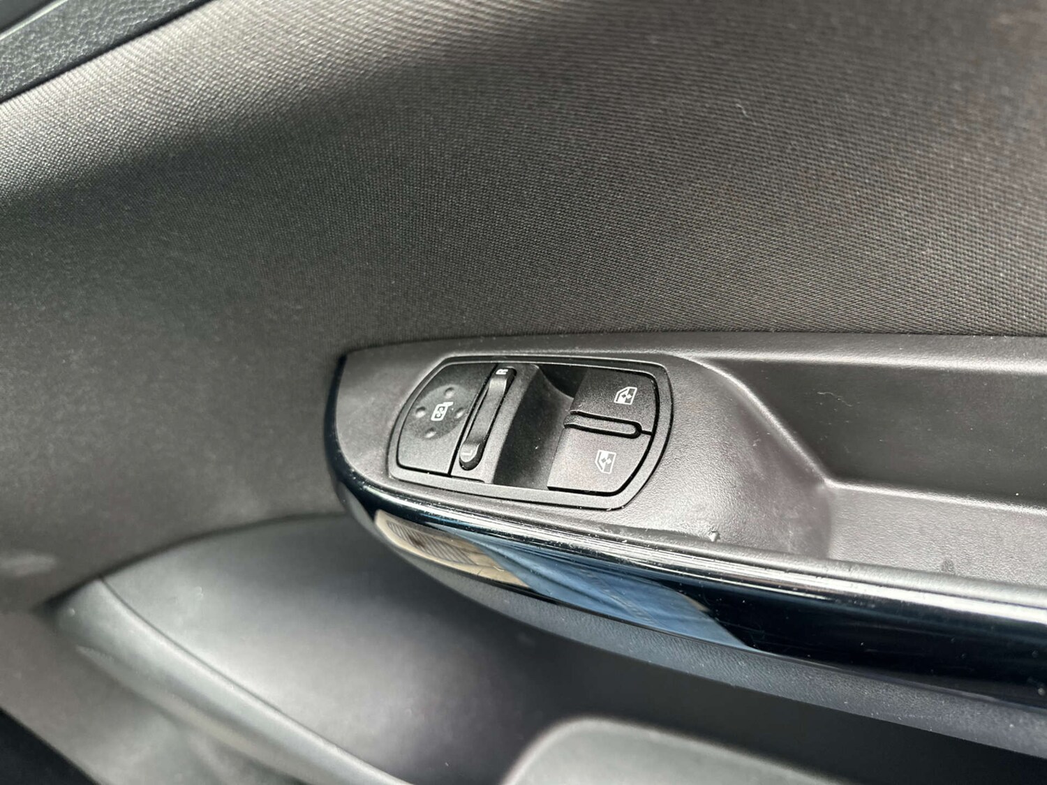 Used Vauxhall Corsa 2018 for sale - 77318487: Photo 31