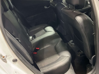 Used Renault Clio 2017 for sale - 77771462: Photo