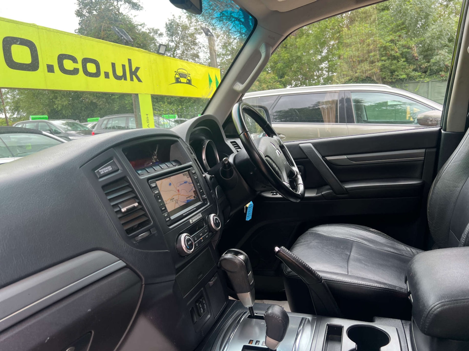 Used Mitsubishi Shogun 2010 for sale - 76391181: Photo 15