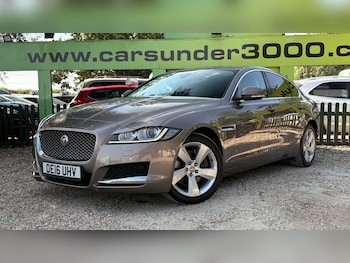 Used Jaguar XF 2016 for sale - 79502546: Photo