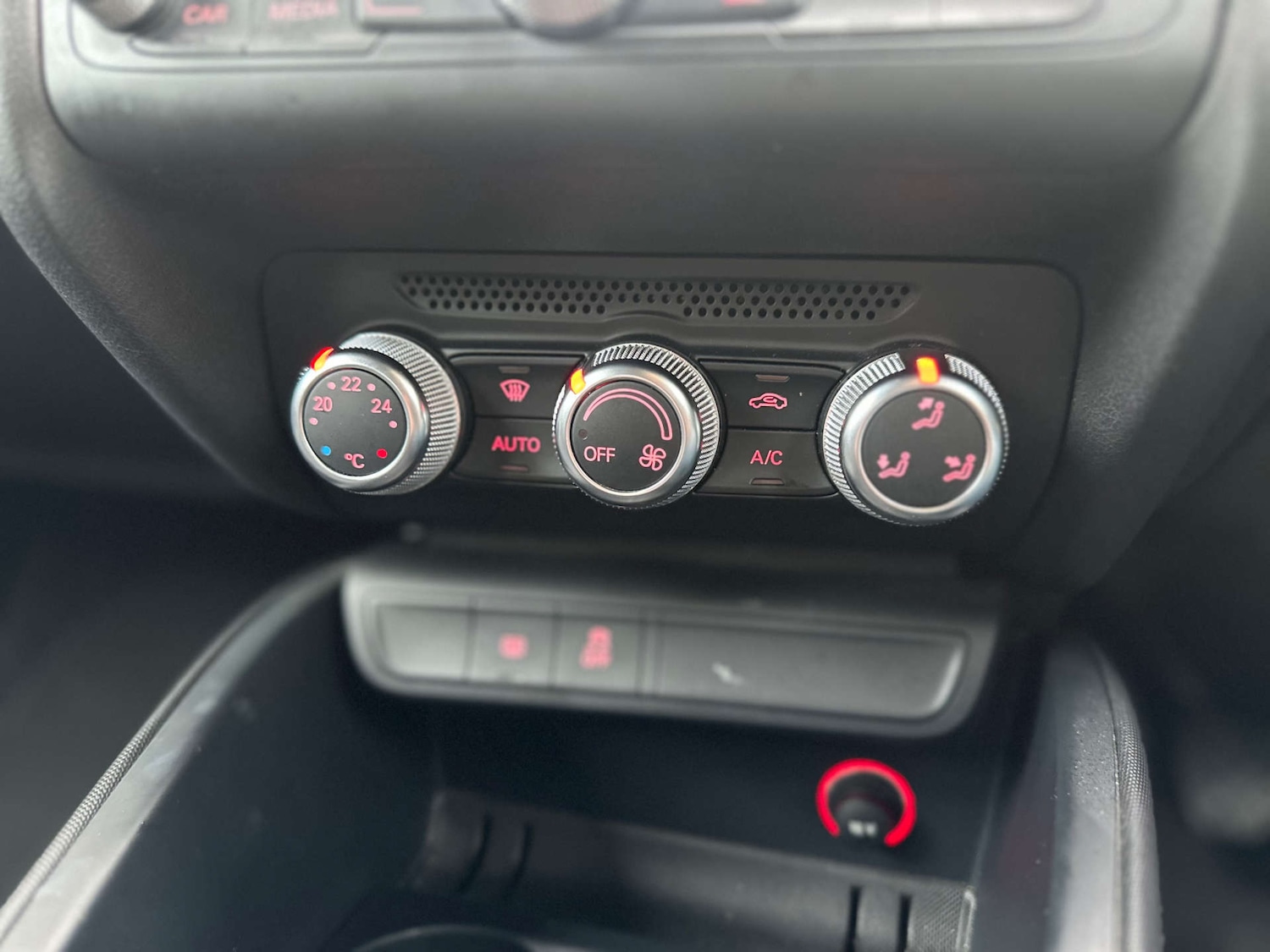 Used Audi A1 2013 for sale - 76451739: Photo 25