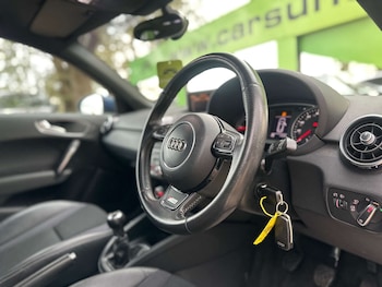 Used Audi A1 2013 for sale - 76451739: Photo