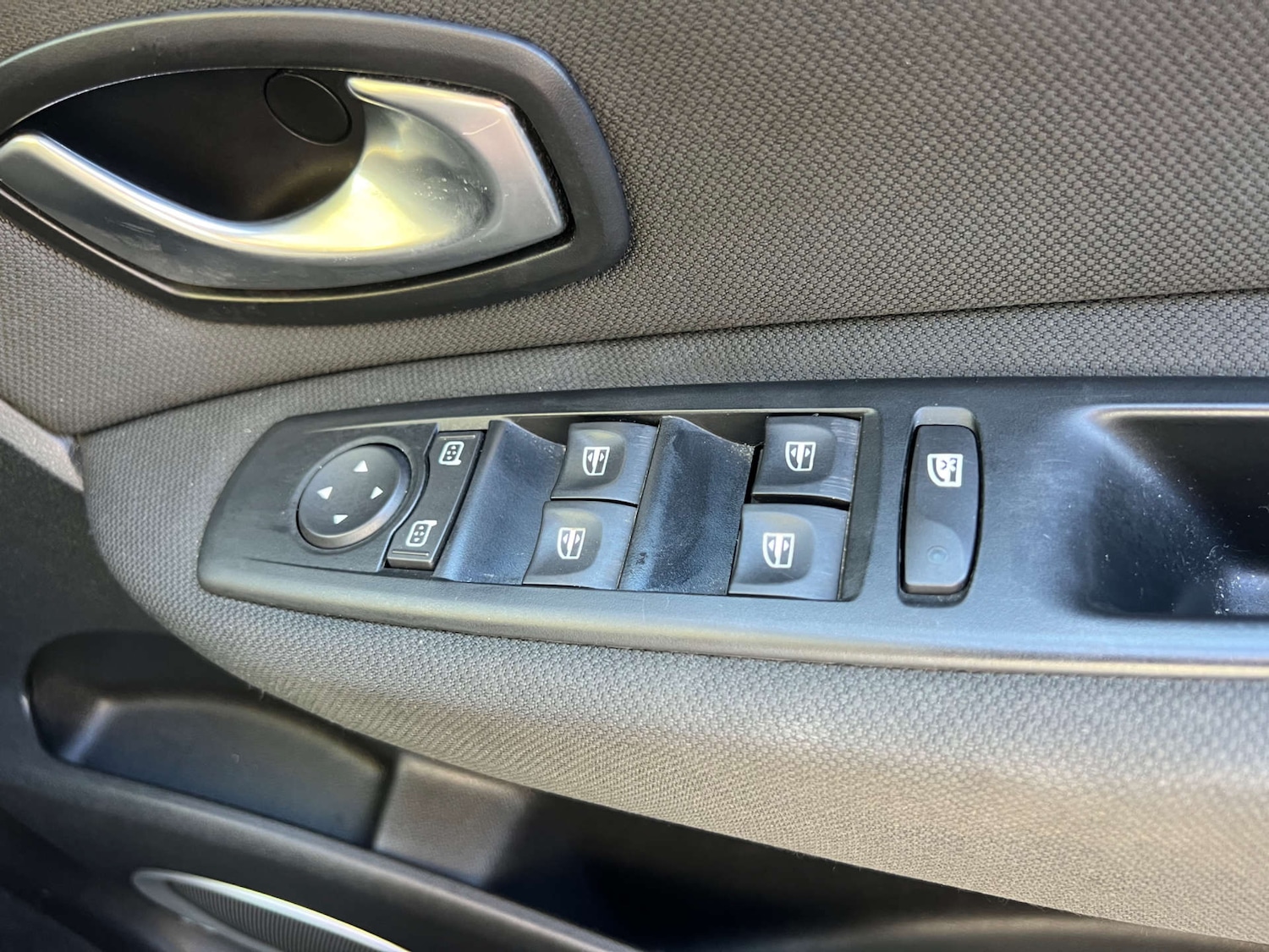 Used Renault Grand Scenic 2009 for sale - 77571252: Photo 25