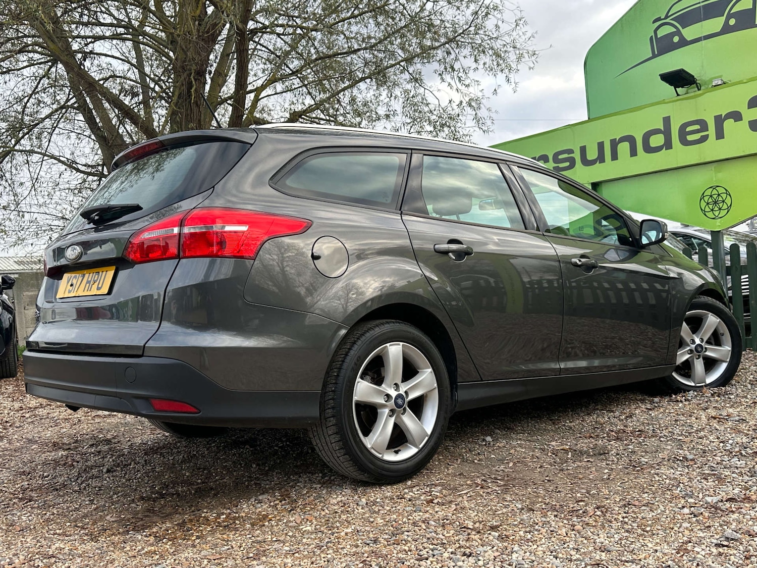 Used Ford Focus 2017 for sale - 76601627: Photo 8