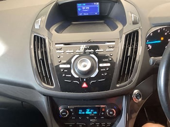 Used Ford Kuga 2015 for sale - 78553205: Photo