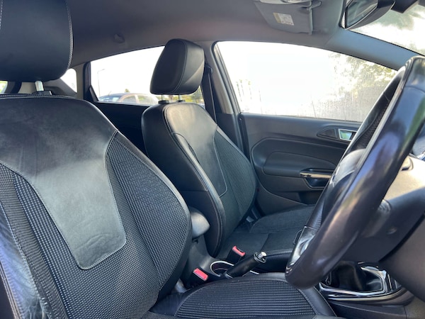 Used Ford Fiesta 2014 for sale - 75760899: Photo 14