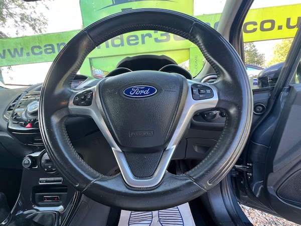 Used Ford Fiesta 2014 for sale - 75760899: Photo 32