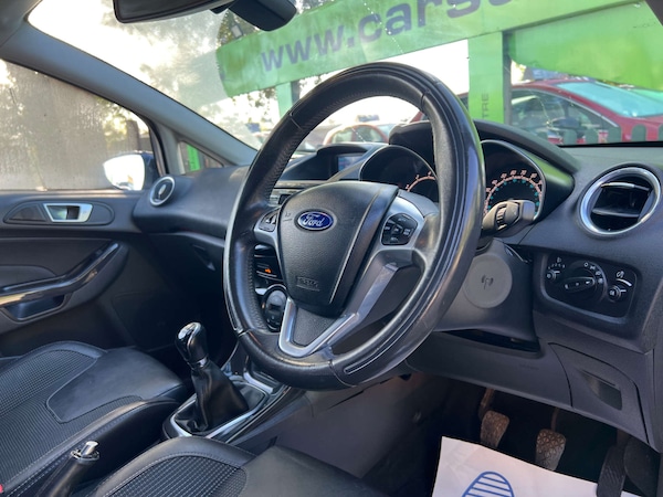 Used Ford Fiesta 2014 for sale - 75760899: Photo 3