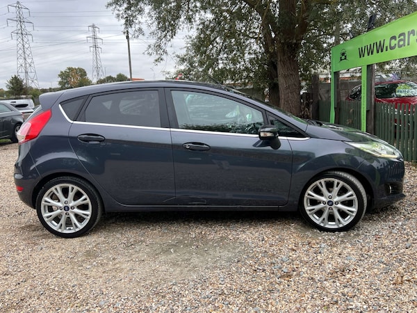 Used Ford Fiesta 2014 for sale - 75760899: Photo 9