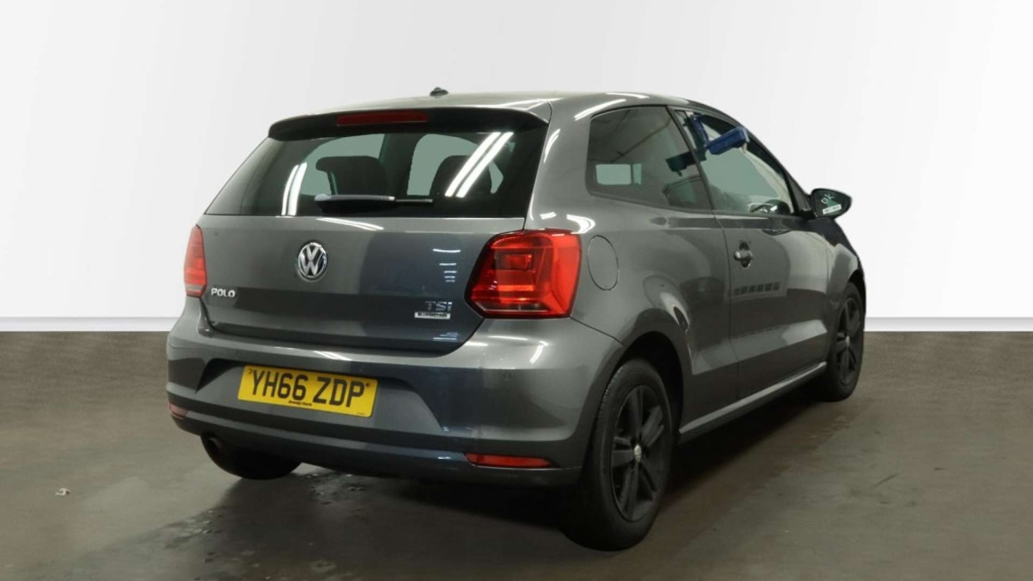 Used Volkswagen Polo 2016 for sale - 77392229: Photo 7