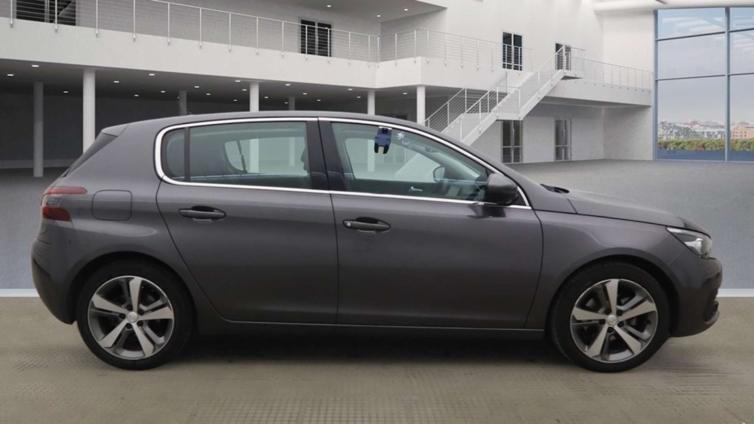 Used Peugeot 308 2018 for sale - 77765763: Photo 9