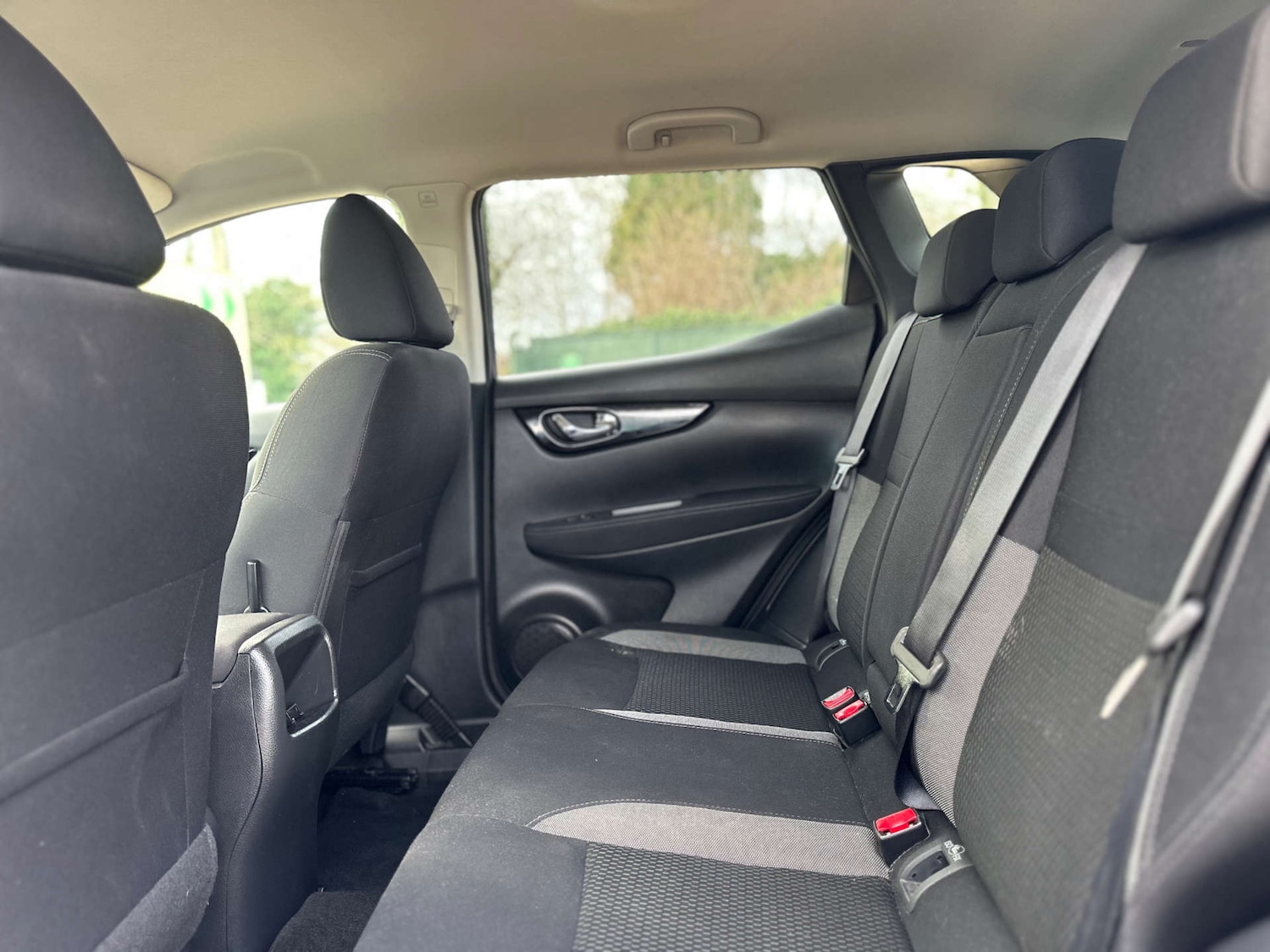 Used Nissan Qashqai 2017 for sale - 77276659: Photo 12