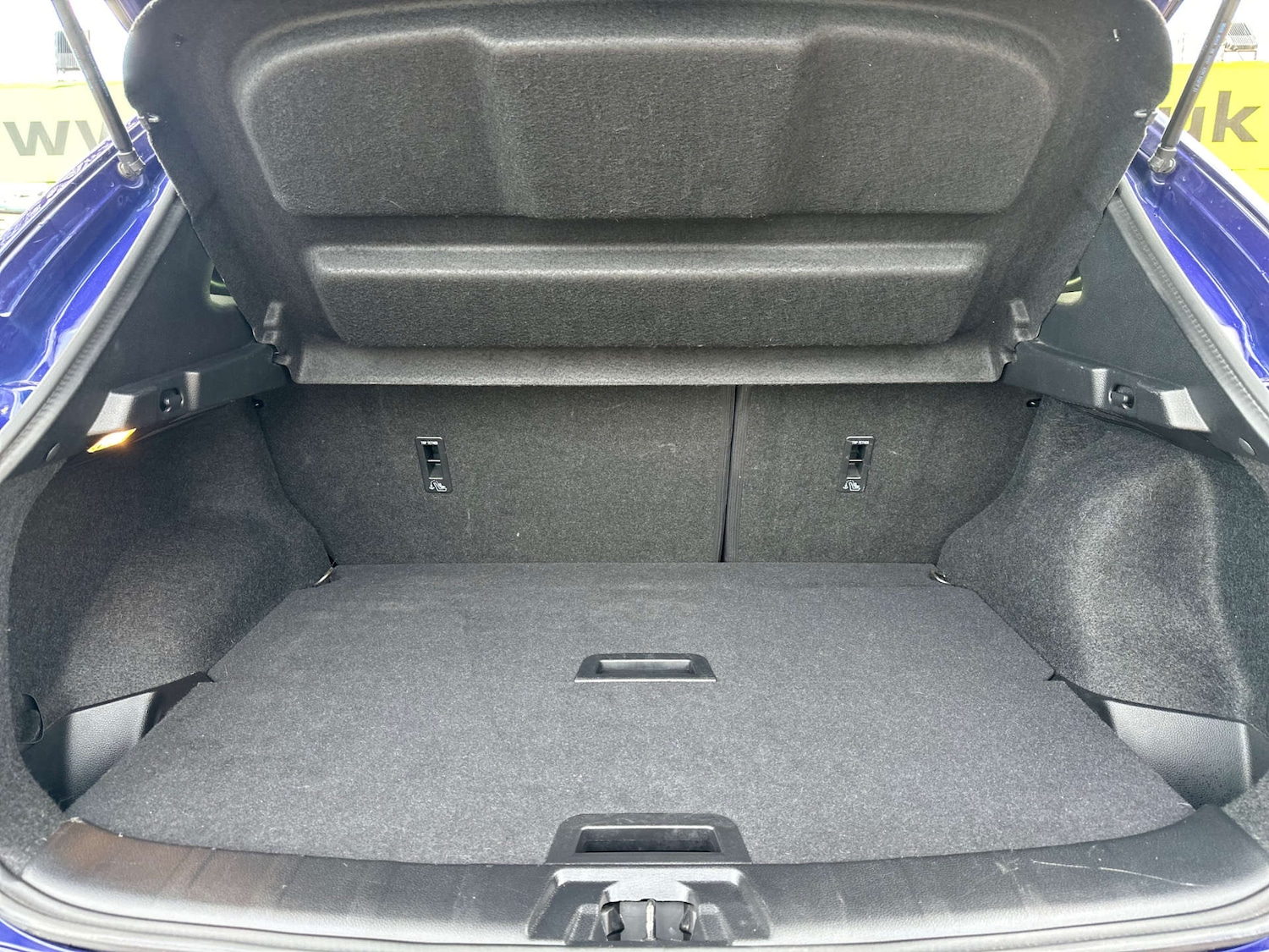 Used Nissan Qashqai 2017 for sale - 77276659: Photo 13