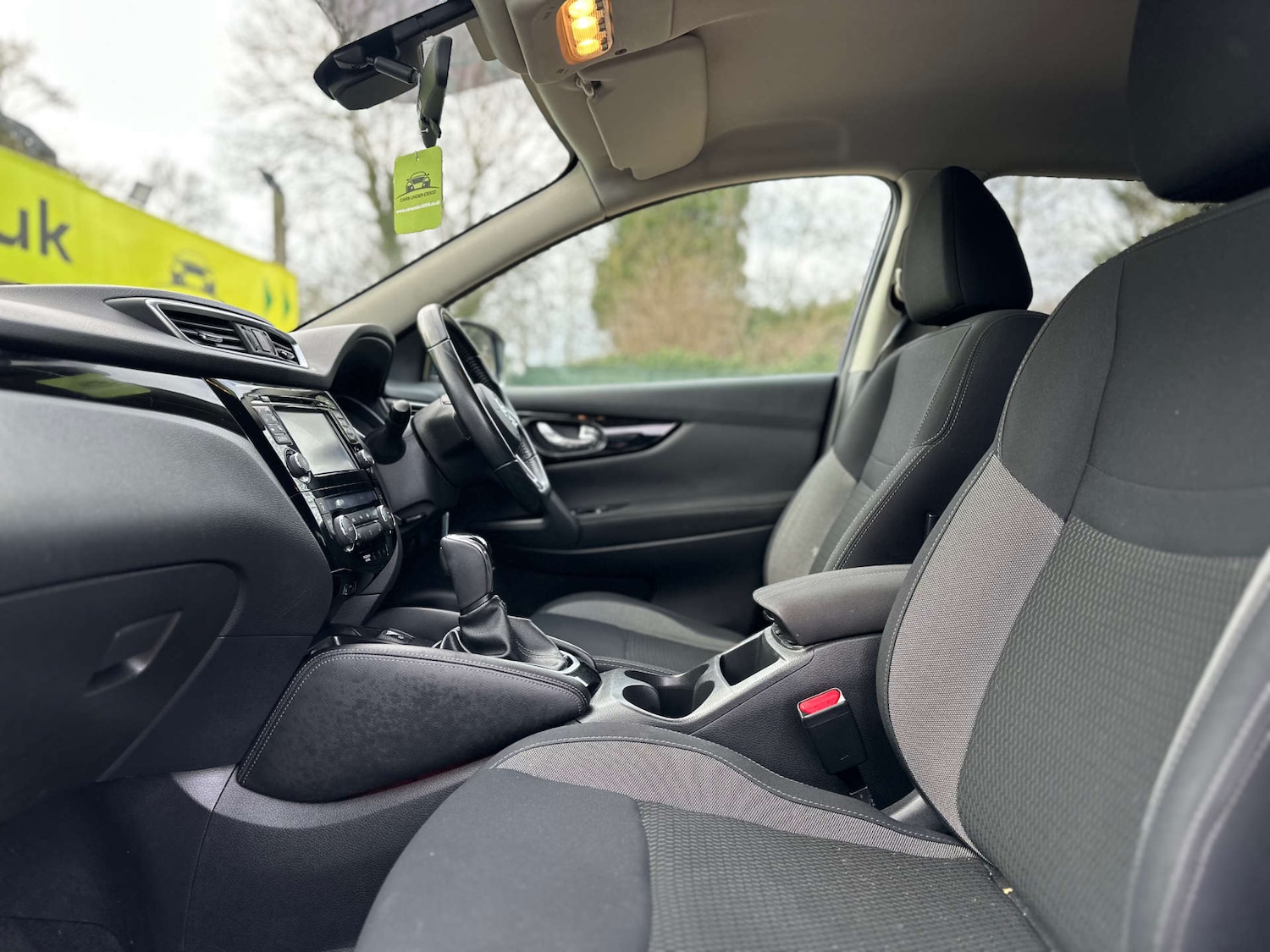 Used Nissan Qashqai 2017 for sale - 77276659: Photo 16