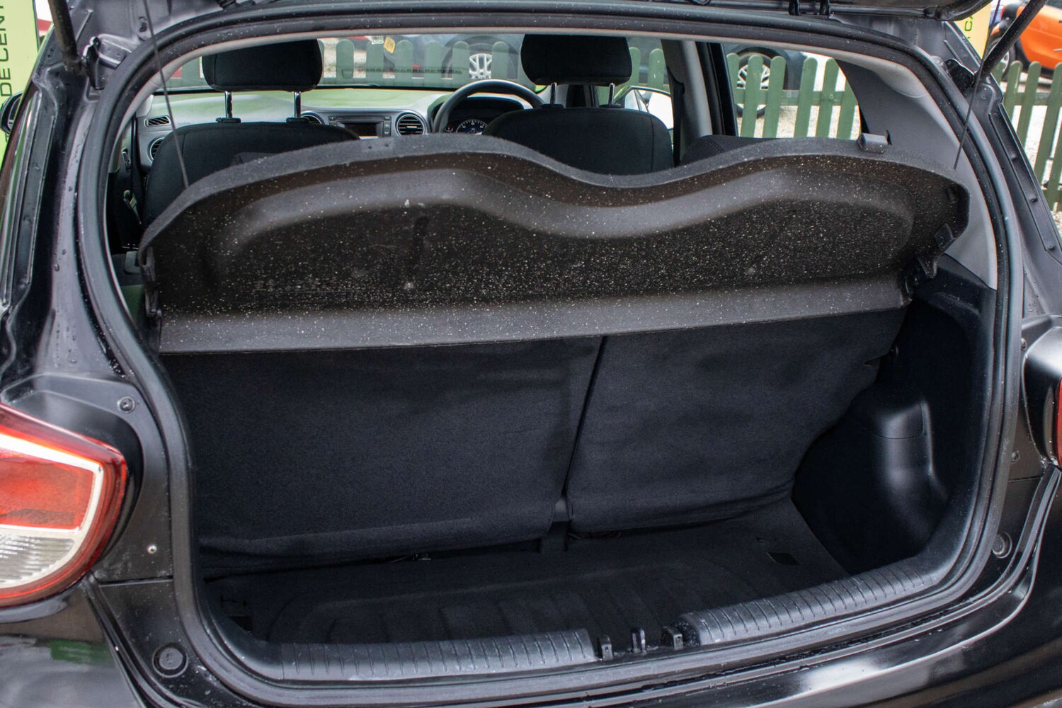 Used Hyundai i10 2017 for sale - 78162679: Photo 11