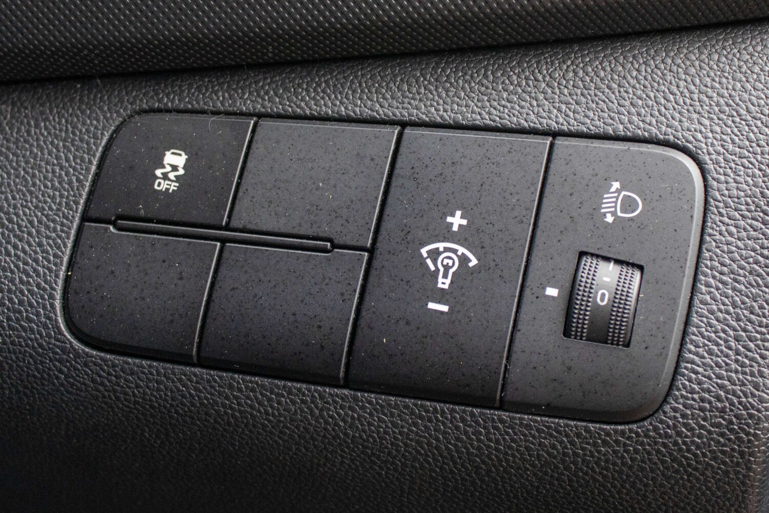 Used Hyundai i10 2017 for sale - 78162679: Photo 26