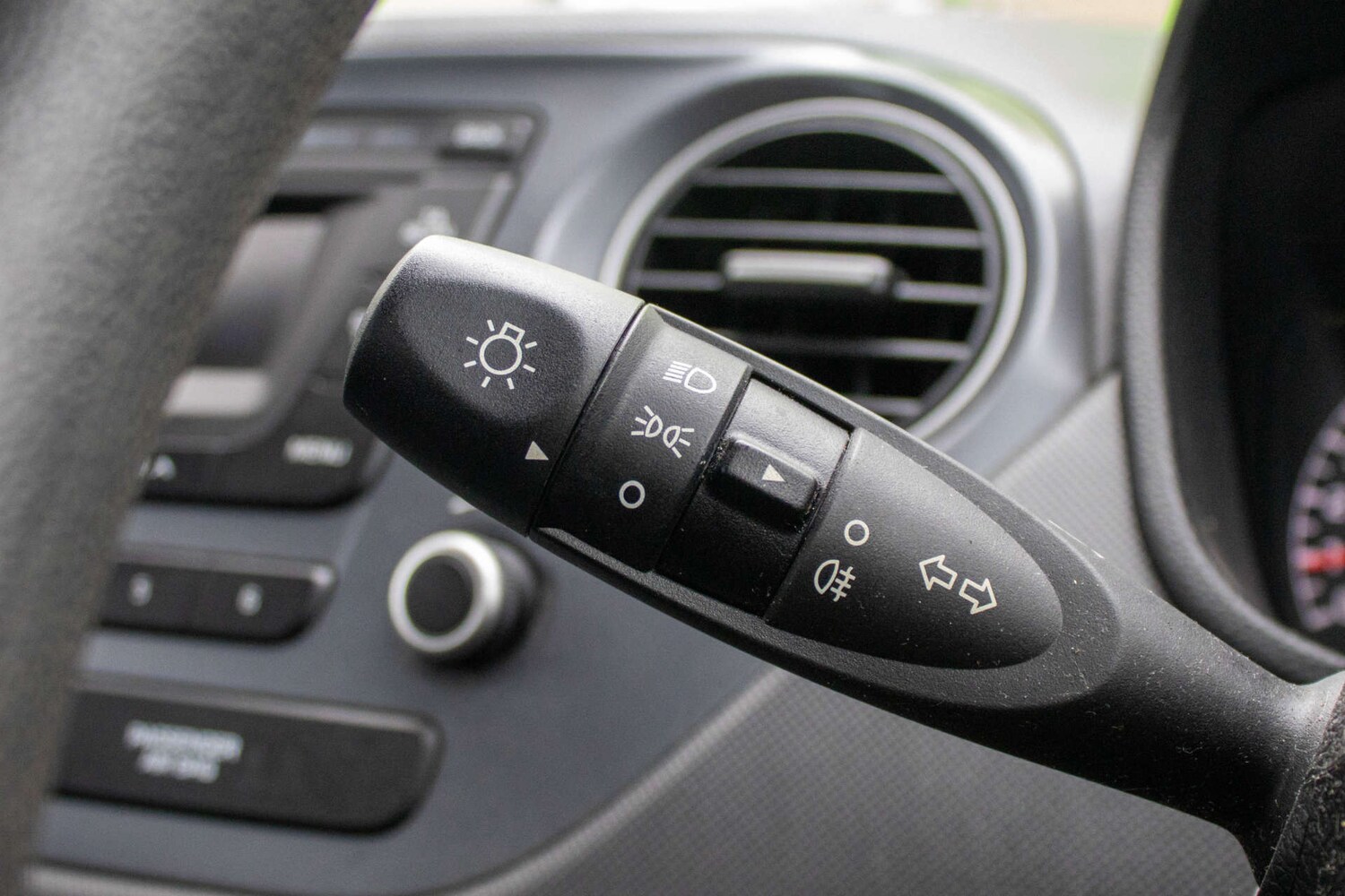 Used Hyundai i10 2017 for sale - 78162679: Photo 32