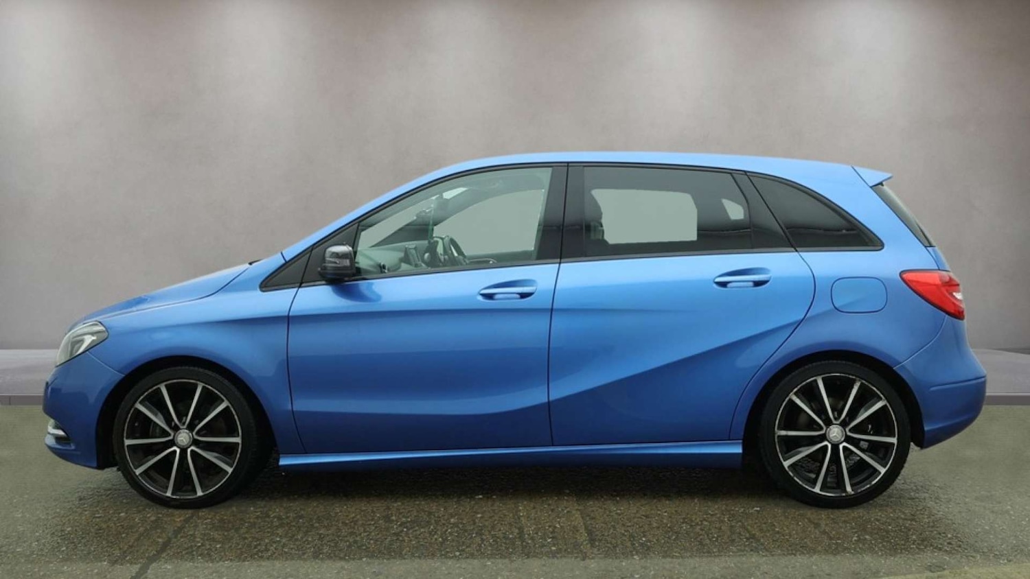 Used Mercedes-Benz B Class 2014 for sale - 77821710: Photo 10