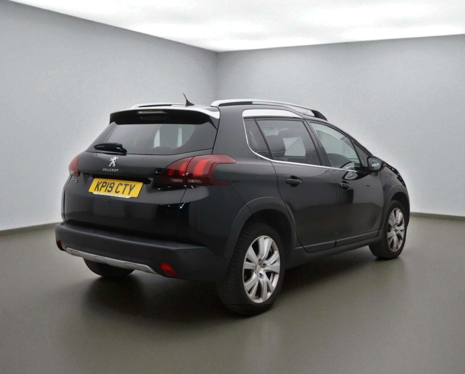 Used Peugeot 2008 2019 for sale - 76391871: Photo 10