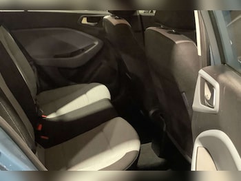 Used Hyundai i20 2015 for sale - 75606725: Photo