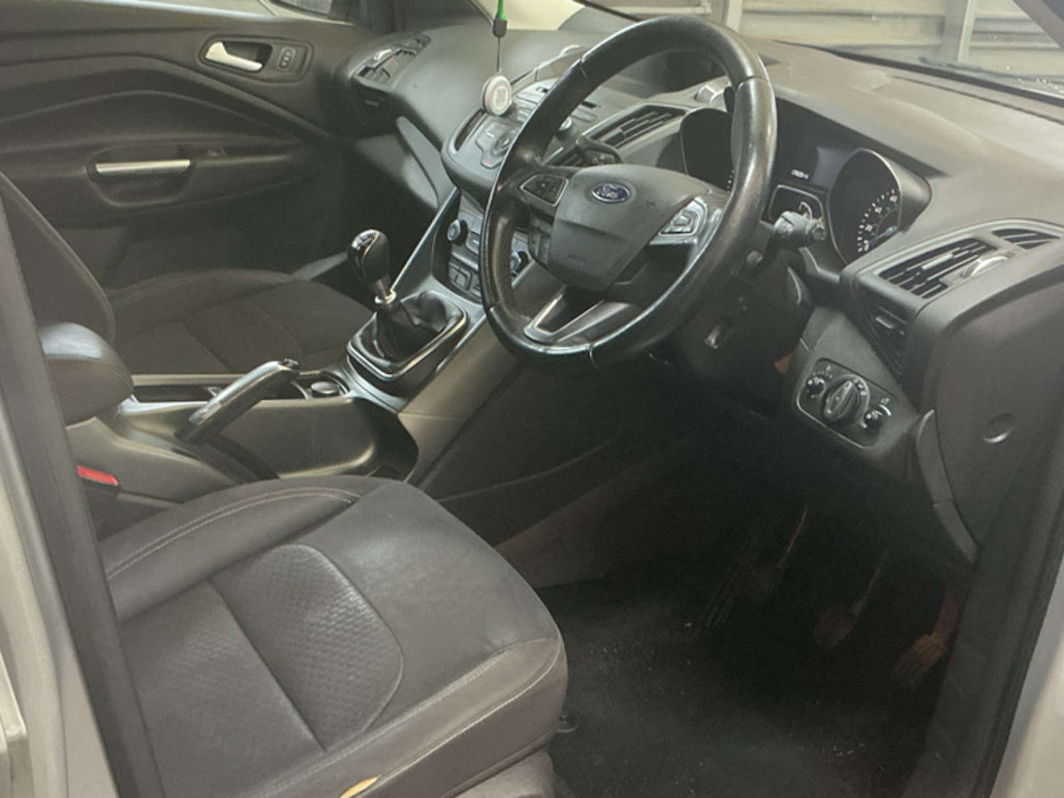 Used Ford Kuga 2017 for sale - 77571323: Photo 3