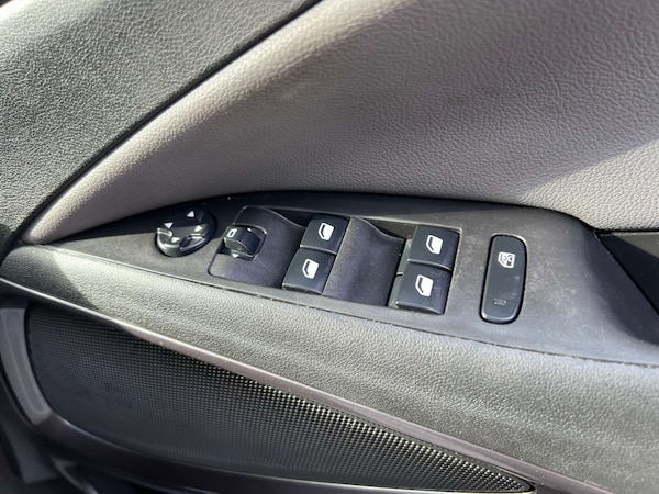 Used Vauxhall Crossland X 2019 for sale - 76177675: Photo 32