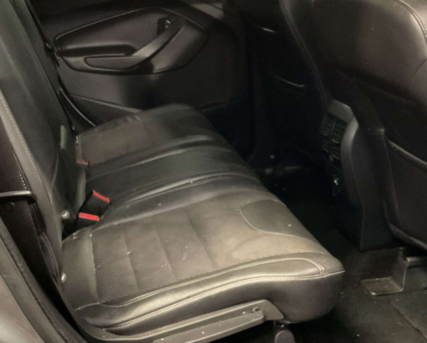 Used Ford Kuga 2014 for sale - 76940185: Photo 4