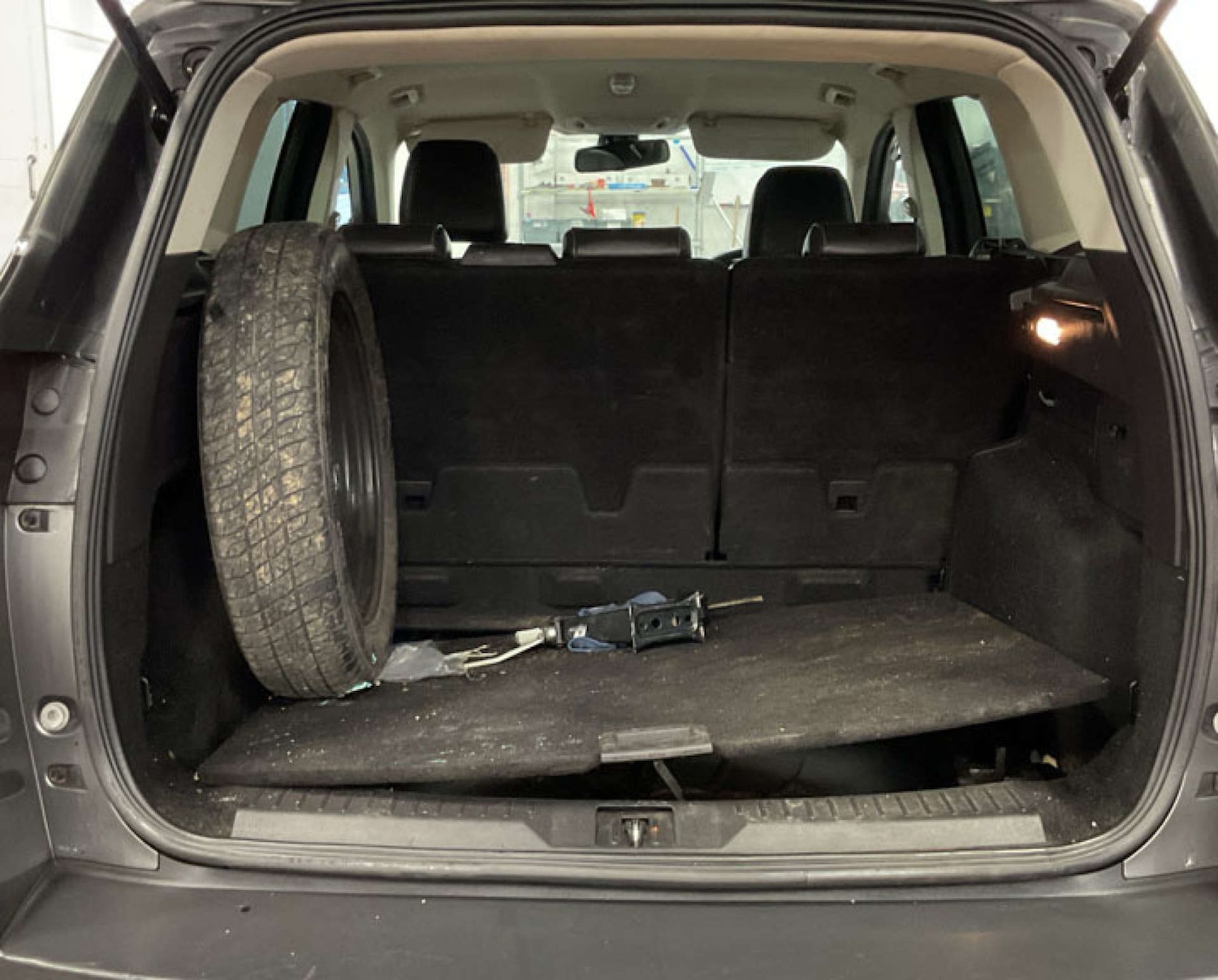 Used Ford Kuga 2014 for sale - 76940185: Photo 7