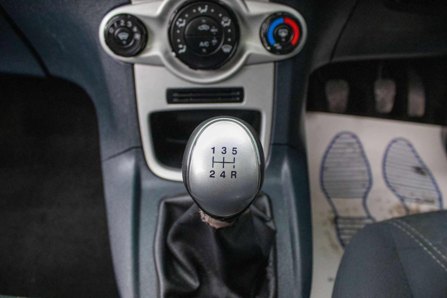 Used Ford Fiesta 2010 for sale - 78201100: Photo 24